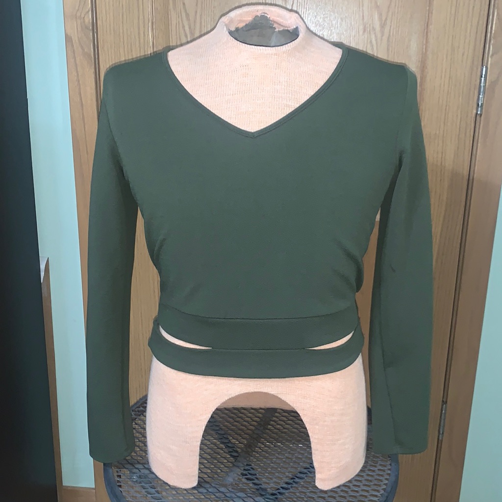 Moa Moa Green V-Neck
